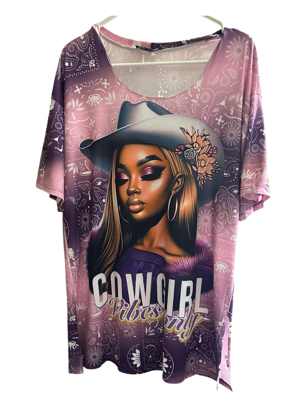 Women’s Cowgirl Vibes Graphic Tee - Purple/Pink